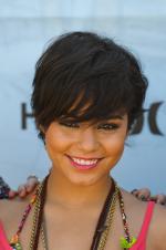 Ванесса Энн Хадженс: 1364x2048 / 276 Кб