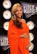 Бейонсе Ноулз: 1405x2048 / 422 Кб