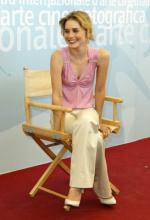 Элисон Ломан: 273x400 / 21 Кб