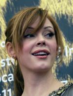 Роуз МакГоун: 1356x1762 / 380 Кб