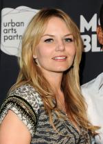 Дженнифер Моррисон: 1466x2048 / 537 Кб