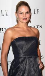 Дженнифер Моррисон: 1220x2048 / 478 Кб