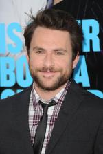 Чарли Дэй: 1373x2048 / 438 Кб