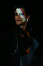 Стефан Капичич: 500x764 / 17 Кб