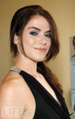 Каньехтио Хорн: 377x594 / 30 Кб