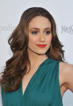 Эмми Россам: 1421x2048 / 510 Кб