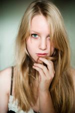 Лиза Смит: 1365x2048 / 288 Кб