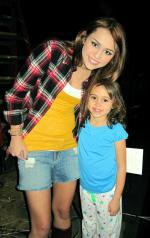 Мари-Чарльз Джонс: 506x800 / 88 Кб