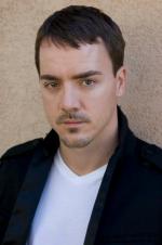 Майк Фой: 479x720 / 44 Кб