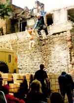 Би Джей Дэвис: 961x1335 / 334 Кб