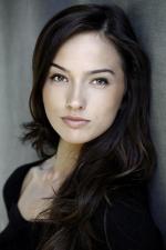 Кайли Хатчинсон: 400x600 / 30 Кб