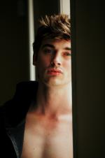 Трэвис Грант: 1364x2048 / 222 Кб