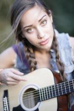 Коррина Рико: 342x512 / 32 Кб