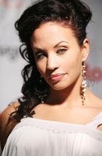 Николетт Найтингейл: 600x910 / 58 Кб