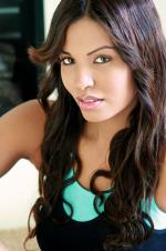 Карина Родригес: 1365x2048 / 380 Кб