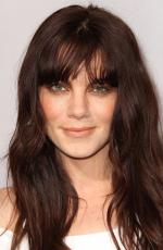 Мишель Монахэн: 1337x2048 / 600 Кб