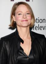 Джоди Фостер: 1475x2048 / 504 Кб