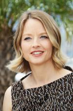 Джоди Фостер: 1365x2048 / 496 Кб