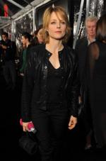 Джоди Фостер: 265x400 / 20 Кб