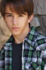 Брэйди Эндер: 1361x2048 / 478 Кб