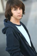 Брэйди Эндер: 1365x2048 / 277 Кб