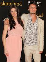 Шайло Фернандес: 1519x2048 / 621 Кб