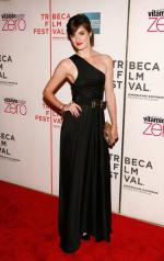 Анна Вуд: 375x594 / 45 Кб