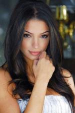 Надя Слоун: 335x500 / 28 Кб