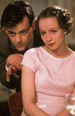 Саманта Мортон: 458x700 / 51 Кб