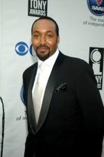 Джесси Л. Мартин: 266x400 / 18 Кб