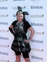 Тара Николь Азарян: 1536x2048 / 762 Кб