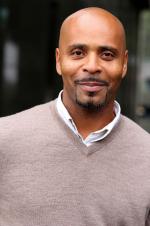 Эрик Дэвис: 1365x2048 / 580 Кб