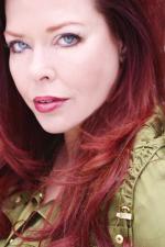 Лаура Мидомс: 600x900 / 84 Кб