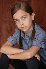 Мэган Бараджас: 480x720 / 53 Кб