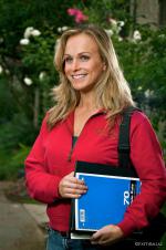 Даллас Мэллой: 1333x2000 / 320 Кб