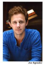 Джо Эгендер: 372x533 / 39 Кб