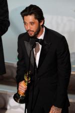 Райан Бингхэм: 400x600 / 31 Кб