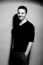 Дору Богута: 800x1200 / 59 Кб