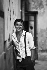 Дору Богута: 1365x2048 / 458 Кб