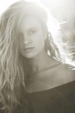 Эми Фергюсон: 1365x2048 / 369 Кб