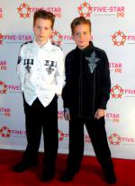 Хантер Джеймс Маккивер: 1489x2048 / 348 Кб