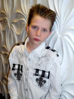 Хантер Джеймс Маккивер: 1536x2048 / 417 Кб