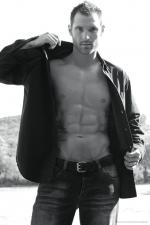 Эдди Давенпорт: 530x792 / 48 Кб