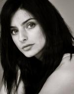 Айслинн Дербез: 1624x2048 / 361 Кб