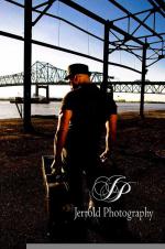 Аарон Сэкстон: 500x752 / 98 Кб