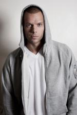 Крейг Коул: 800x1200 / 121 Кб