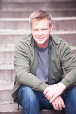 Дэвид Фрищ: 1363x2048 / 424 Кб