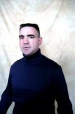 Роберт Хотален: 1365x2048 / 169 Кб