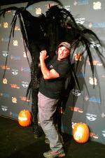 Рон Роджи: 1364x2048 / 549 Кб