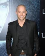 Крис Ашворд: 320x400 / 22 Кб